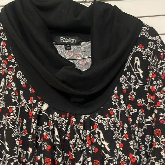 Papillon Tunic Dress - Picture 2 of 5